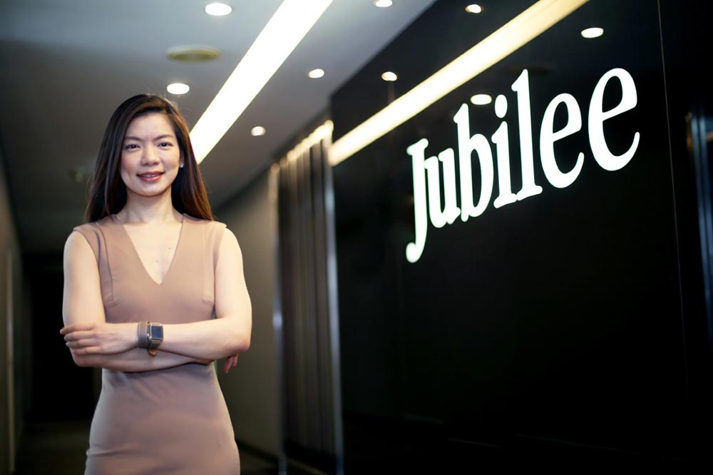 เปิดแนวคิดแบรนด์ดัง ดึงคาแรคเตอร์ LINE FRIENDS ปรับภาพลักษณ์เข้าถึงคนรุ่นใหม่