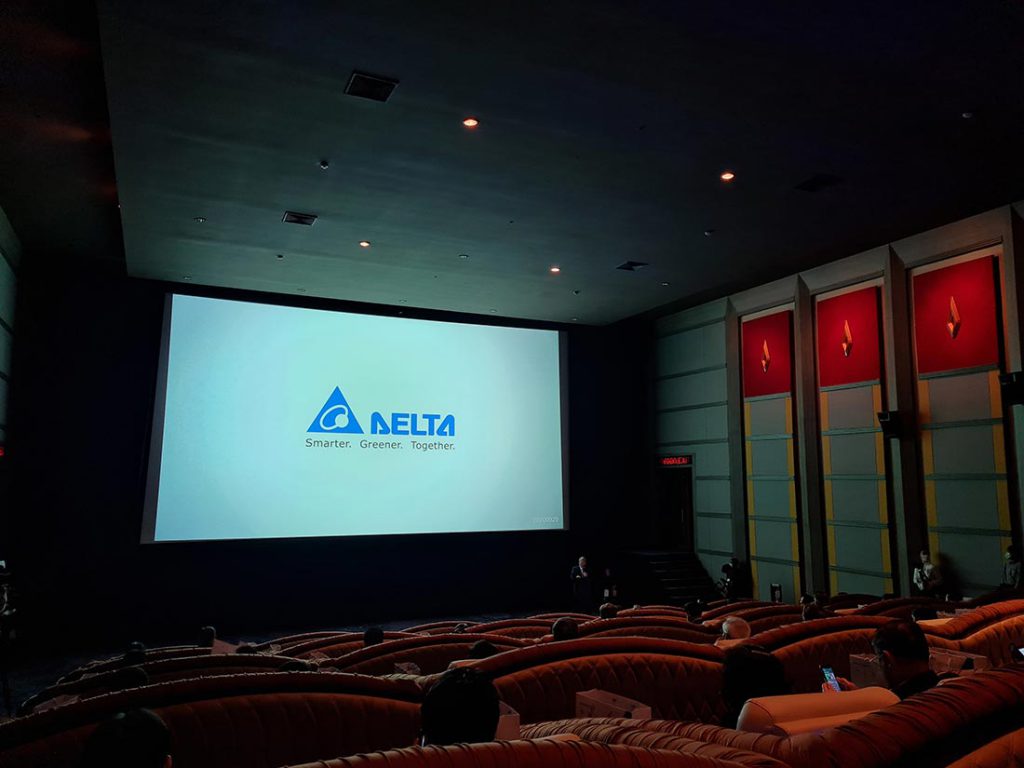 เดลต้าฉลองครบรอบ 50 ปี พร้อมเปิดตัวเลเซอร์โปรเจคเตอร์ 8K