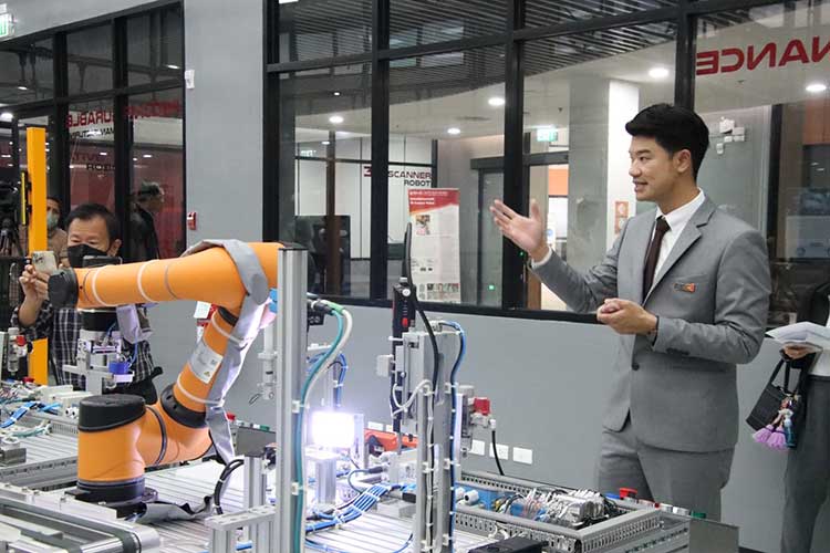 แพลตฟอร์มอุตสาหกรรม 4.0 หนุนเสริมผู้ประกอบการเปลี่ยนผ่านสู่ยุคดิจิทัลอย่างยั่งยืน