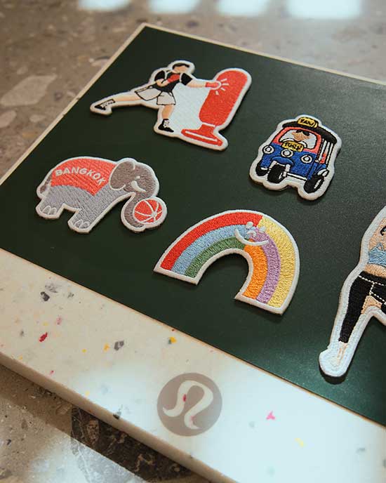 การจับมือร่วมกันในครั้งนี้จะสามารถเชื่อมโยงกลุ่มนักช้อปชาวไทยและชาวต่างชาติที่มาเยือนประเทศไทย ซึ่งร้านแห่งนี้มีทำเลที่ตั้งอันโดดเด่นตั้งอยู่บริเวณชั้น 2 ศูนย์การค้าไอคอนสยาม ครอบคลุมพื้นที่ 4,413 ตารางฟุต เพื่อมุ่งตอบสนองความรักสุขภาพของคนไทย ซึ่งสอดคล้องกับรายงานด้านสุขภาวะที่ดีระดับโลก (GWR) ของ lululemon ที่พบว่า 72% ของผู้ตอบแบบสอบถามชาวไทยให้ความสำคัญกับสุขภาวะที่ดี