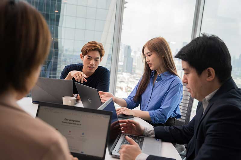 Sea Thailand team work