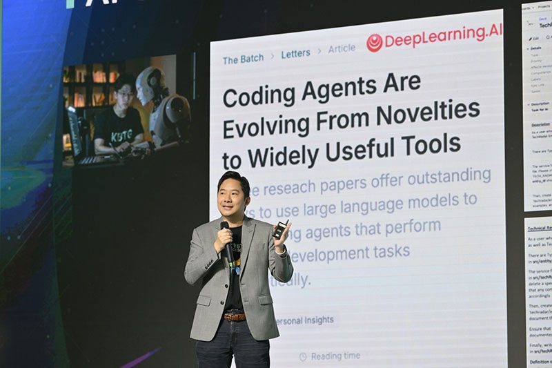 จิรัฎฐ์ ศรีสวัสดิ์ Assistant Managing Director - Technical Excellence, KBTG