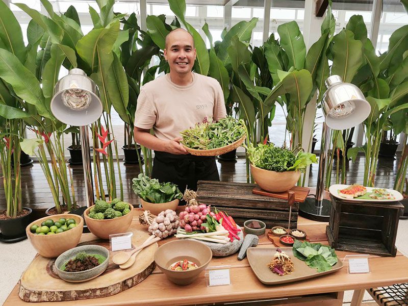 บูรพา กระแสร์ภาค