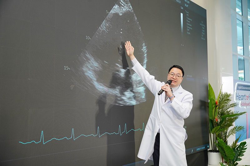 นายแพทย์สุวาณิช เตรียมชาญชูชัย ผู้อำนวยการโรงพยาบาลวิมุต