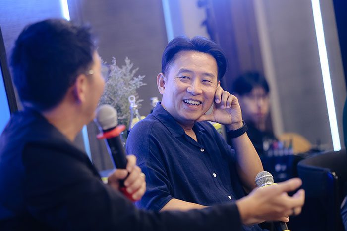 เอ๋-นิ้วกลม สราวุธ เฮ้งสวัสดิ์ เจ้าของสำนักพิมพ์ KOOB