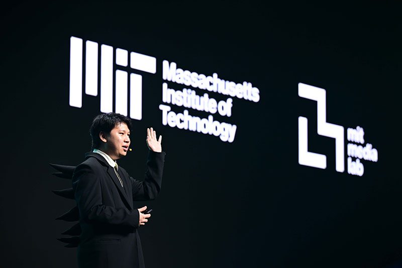 ดร.พัทน์ ภัทรนุธาพร Research Scientist, MIT Media Lab