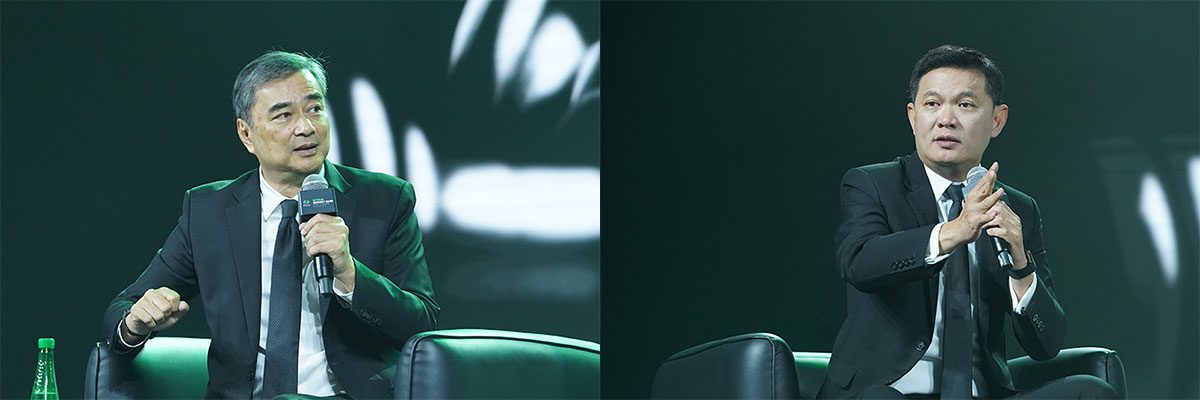 อภิสิทธิ์ เวชชาชีวะ หัวหน้าพรรคประชาธิปัตย์