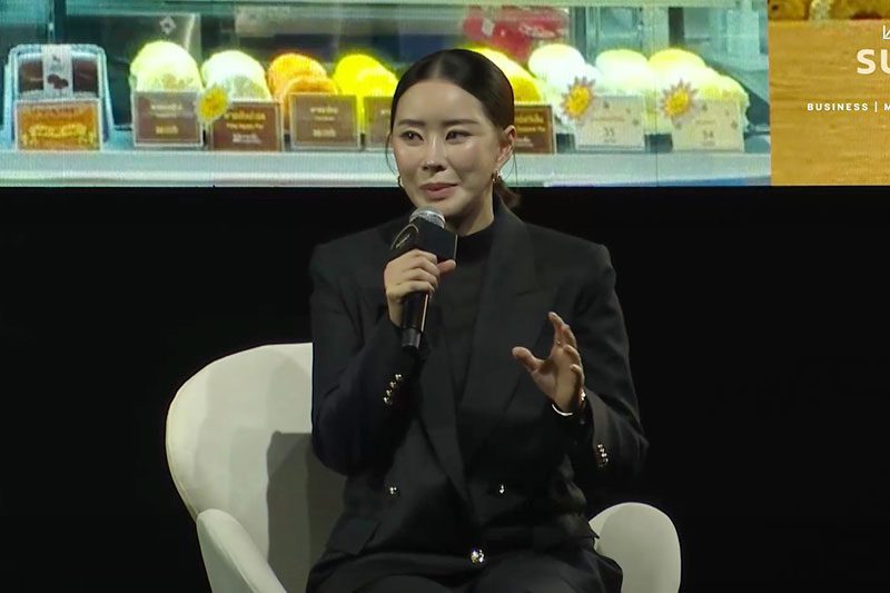 กนกกัญจน์ มธุรพร ประธานกรรมการผู้จัดการ บริษัท สิงหาฟู้ดส์ อินดัสทรีส์ (ประเทศไทย) จำกัด เจ้าของแบรนด์ April's Bakery