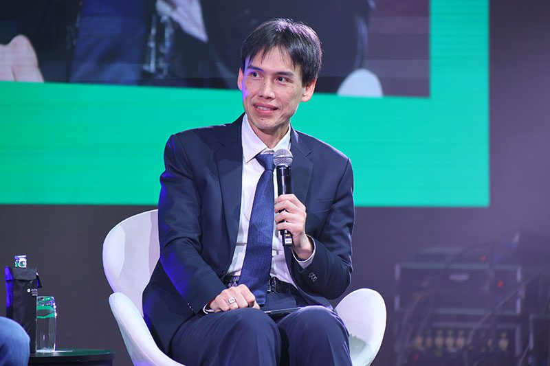 ผศ.ดร.ราชศักดิ์ สมยานนทนากุล กรรมการและเลขานุการ สมาคมปัญญาประดิษฐ์แห่งประเทศไทย