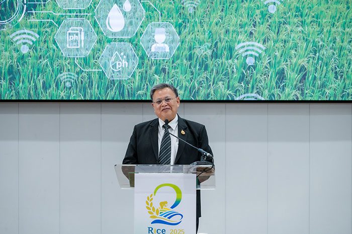 ดร.ดำรงค์ ศรีพระราม รักษาการแทนอธิการบดีมหาวิทยาลัยเกษตรศาสตร์ 